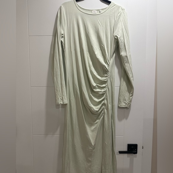 Aritzia Dresses & Skirts - Wilfred Dress - Mint Green